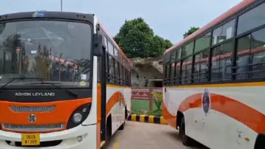 ବଦଳିଲା ଲକ୍ଷ୍ମୀ ବସ୍‌ର ରଙ୍ଗ