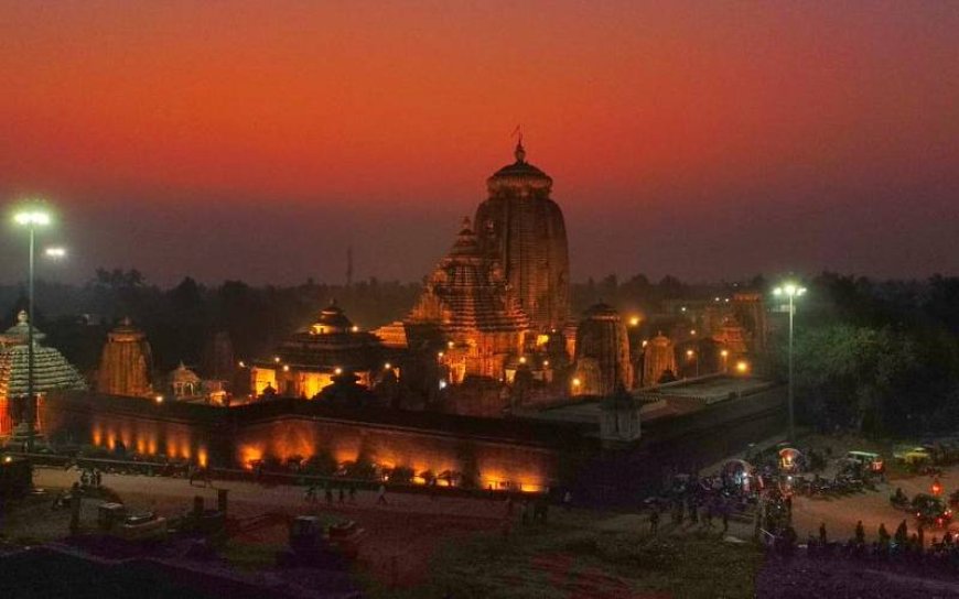 ପୁଣି ମହାପ୍ରଭୁ ଲିଙ୍ଗରାଜଙ୍କ ନୀତି ବନ୍ଦ